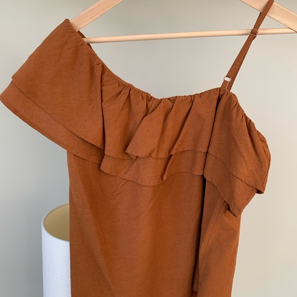 BNWT Rust ruffled top - M - Picture 3 of 6